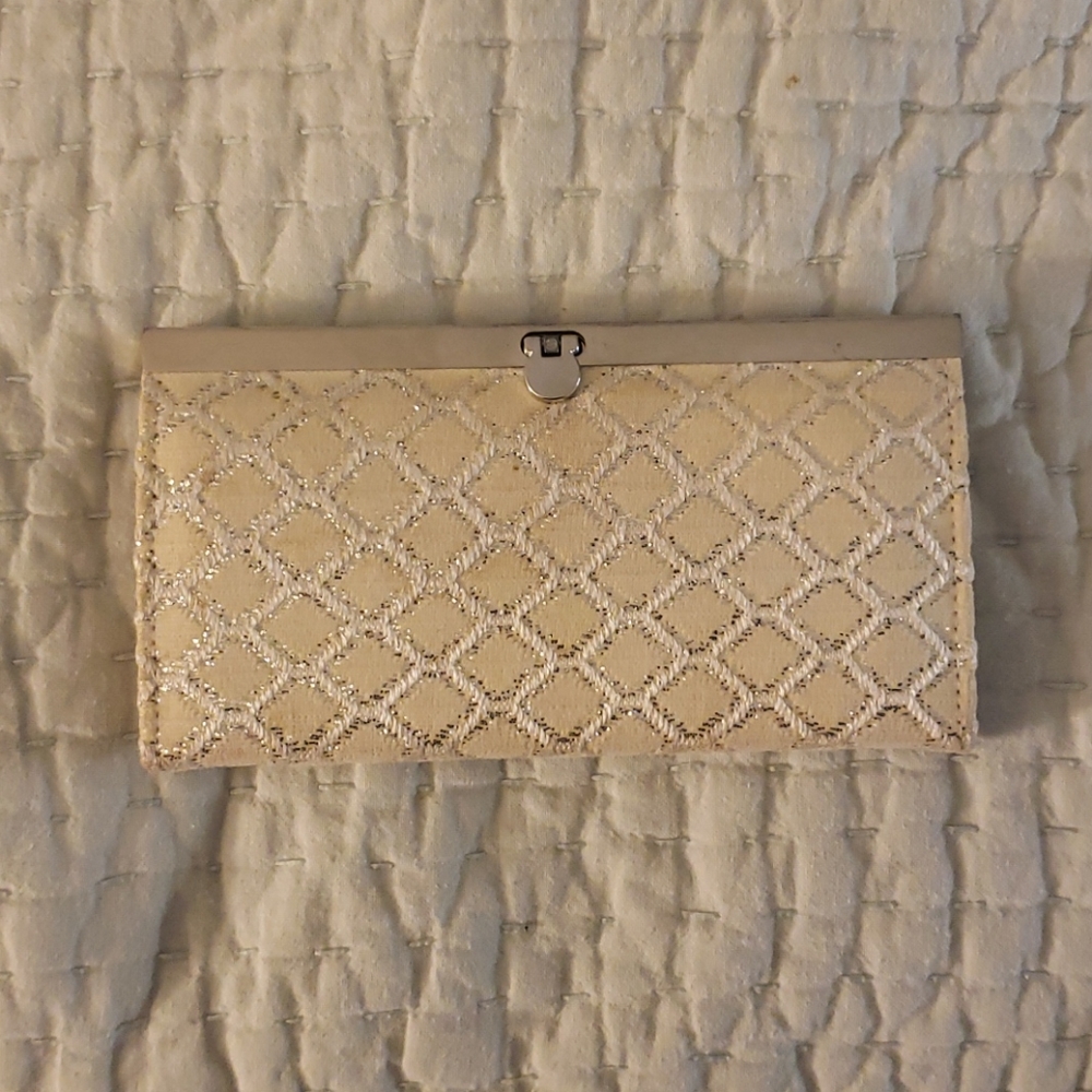 Bebe Clutch